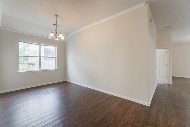 Building Photo - 25531 Forest Springs Lake