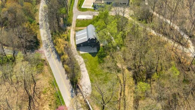 Building Photo - 8442 E McNelly Rd