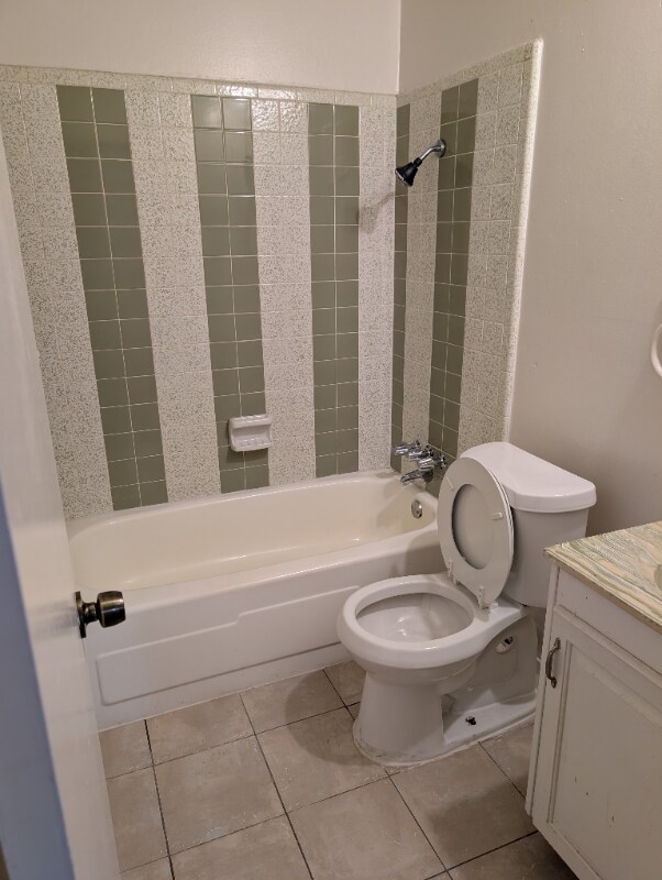 Building Photo - 144 Crestwood Blvd