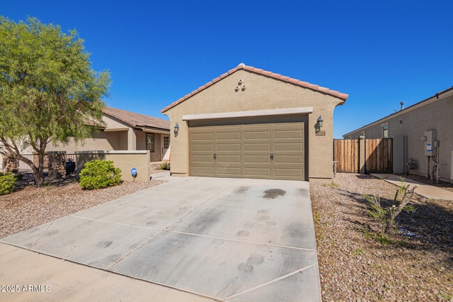 Building Photo - 40354 W Sunland Dr