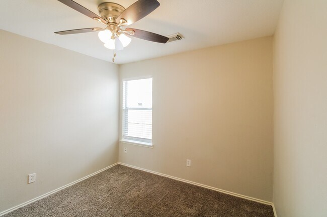 Building Photo - 3519 Apache Meadows Drive
