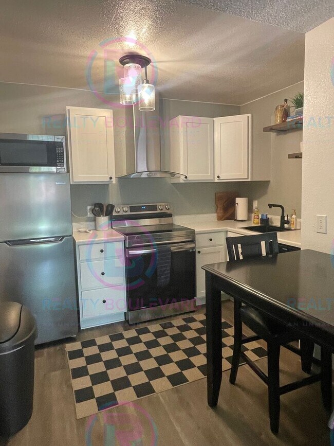 Building Photo - Fully Furnished Studio Near Virginia Lake | All Utilities & WiFi Included | $1,299/Month