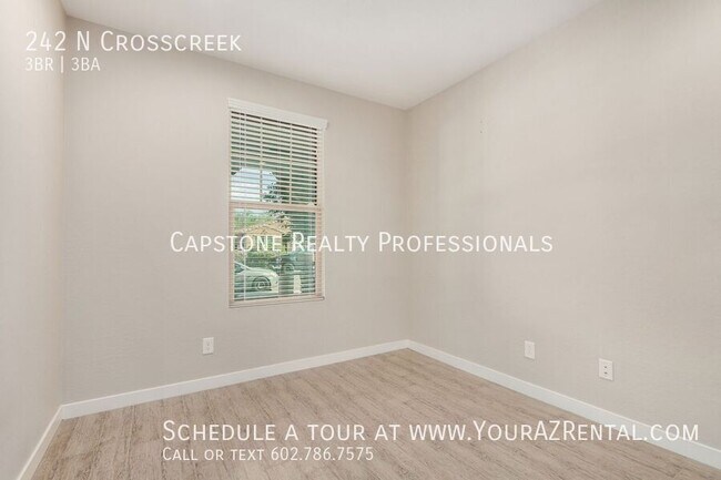 Building Photo - 242 N Crosscreek-