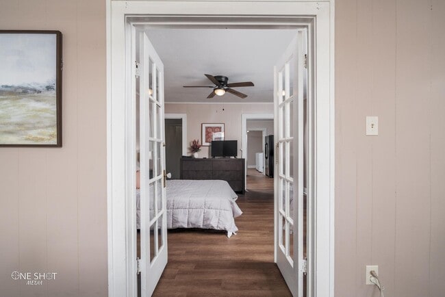 Building Photo - 642 Beech St