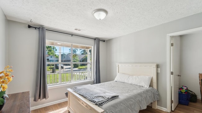 Building Photo - New to the market! 3/2 Home in Richmond Hi...