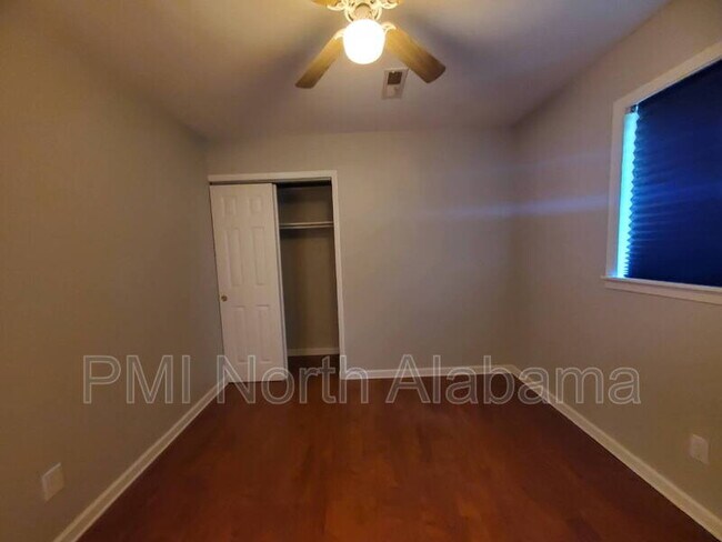 Building Photo - 2248 Norwood Dr NW