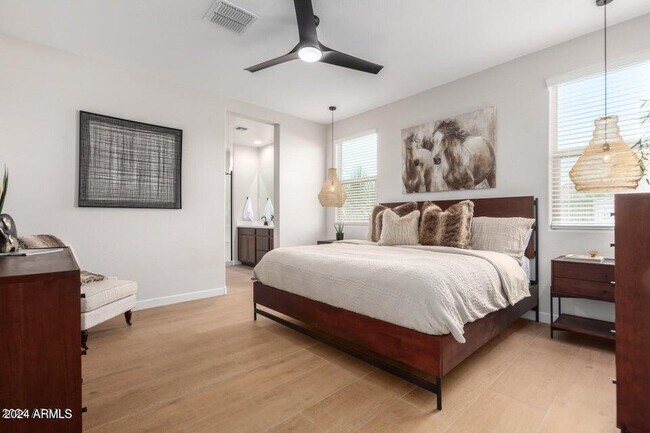 Building Photo - 9001 W Rancho Dr