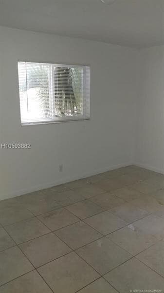 Building Photo - 5649 NW 28th St