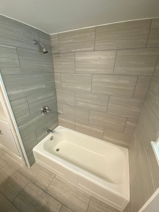 Building Photo - Cozy Single-Family Home in Fort Wright