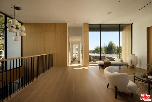 Building Photo - 1149 Linda Flora Dr