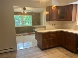 Building Photo - 40 Montcalm St