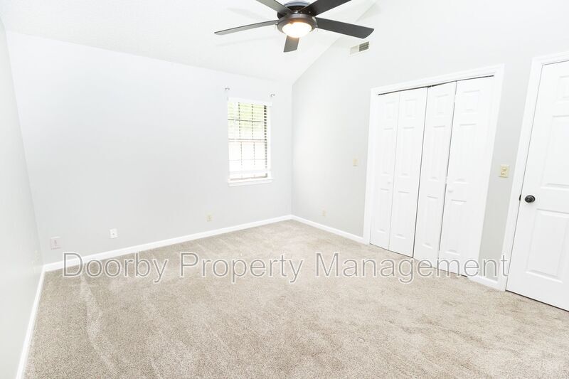 Building Photo - 6114 Sasha Ln