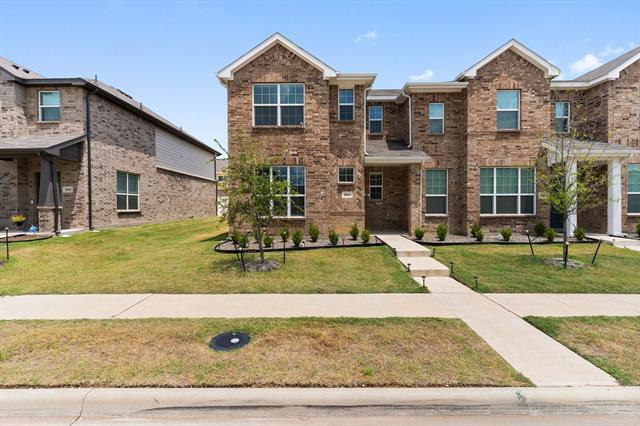 Building Photo - 2833 Bellflower Dr