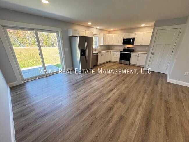 Building Photo - 208 Rocky Rdg Dr