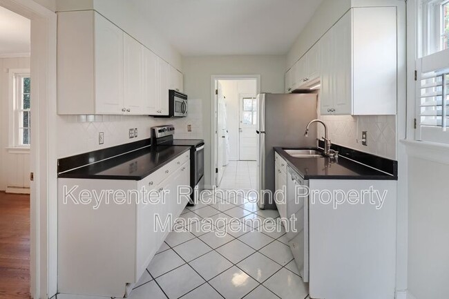 Building Photo - 1506 Antrim Ave