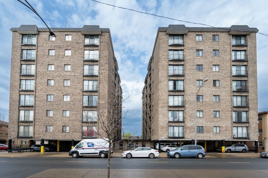 Building Photo - 2310 N Harlem Ave