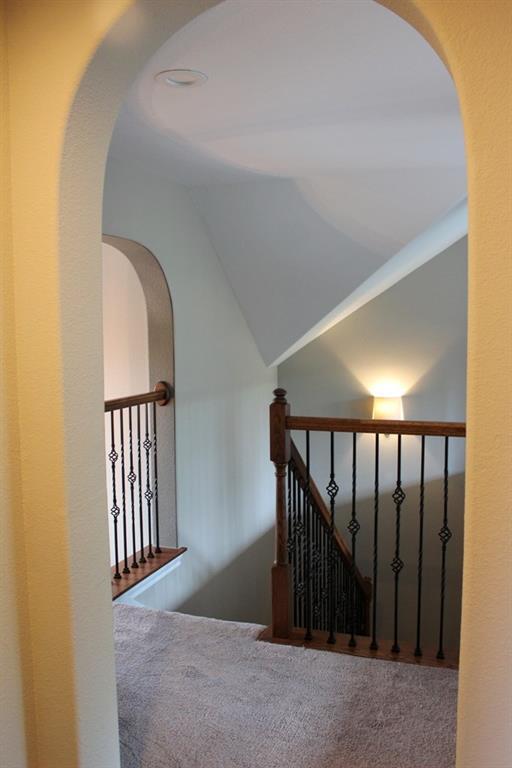 Building Photo - 9308 Villa Norte Dr
