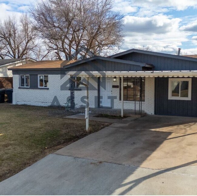 Building Photo - 4-Bedroom Available for Rent to Own & Lease!!