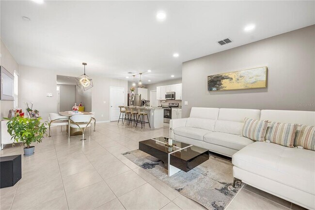 Building Photo - 1368 Berry Ln