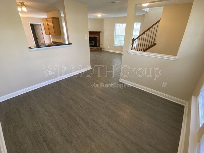 Building Photo - 12853 Courage Crossing