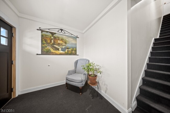 Building Photo - 339 N 6th St