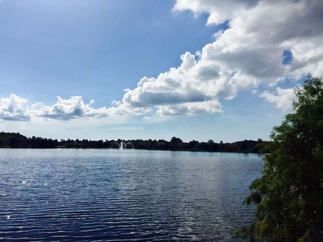 Building Photo - Water view condo with garage in sought after westchase