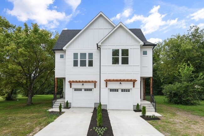 Building Photo - 212B Jennings Ave