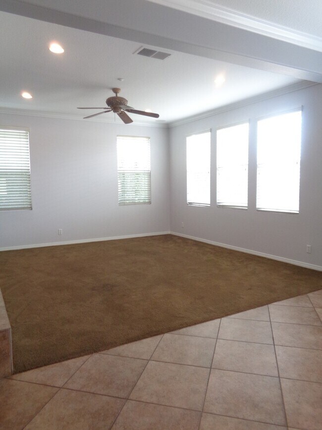 Building Photo - Custom executive home in gated community 1...