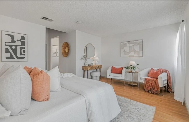 Building Photo - Newly Renovated 3 Bed / 3 Bath Home in Ardenwood – Top-Rated Schools!