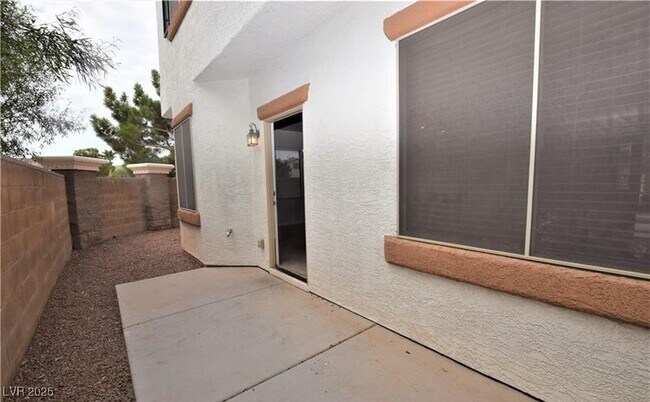 Building Photo - 3713 Corpolo Ave