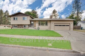Building Photo - 3703 E Pine Hill Dr