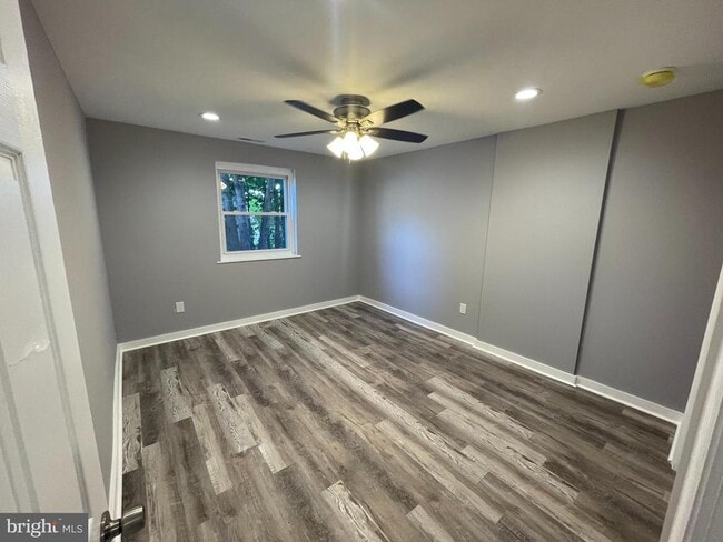 Building Photo - 1193 Bristol Pike