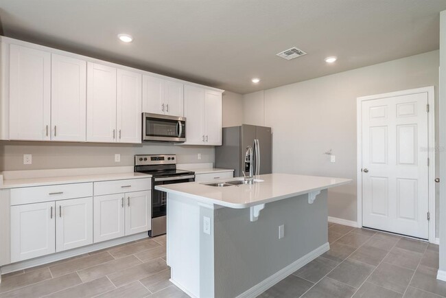 Building Photo - 518 Amadoras Wy