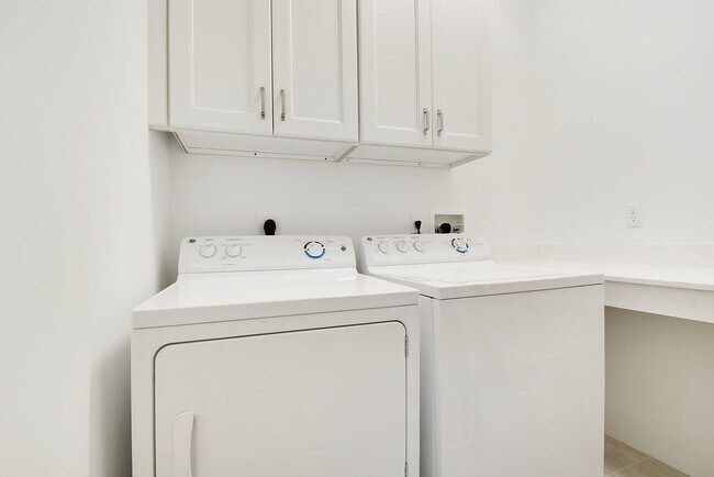 Building Photo - 106 Ocean Breeze Dr