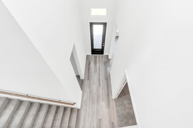 Building Photo - 21118 Chelton Bch Dr