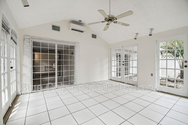 Building Photo - 43 Aegean Ave