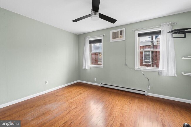Building Photo - 2336 S Carlisle St
