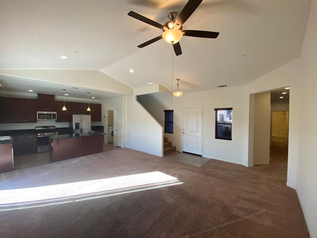 Building Photo - Like New 4 Bedroom Home in Harvest Square