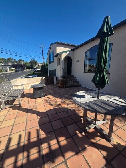 Building Photo - 6746 Cutting Blvd