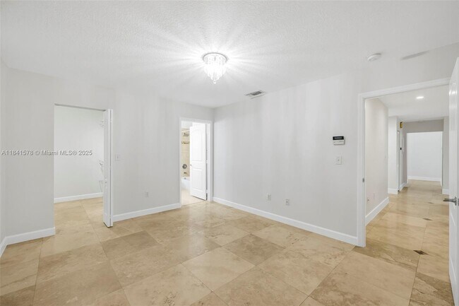 Building Photo - 3363 SW 154th Ct