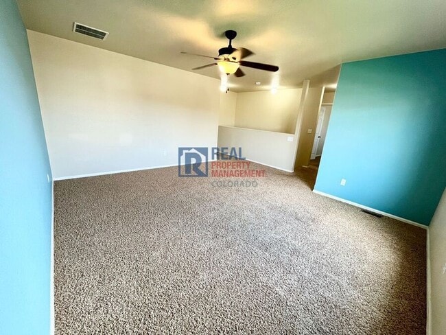 Building Photo - 10276 Deer Meadow Cir