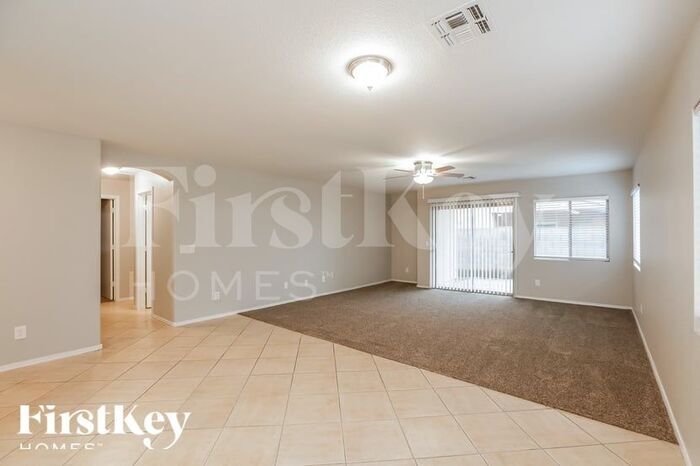 Building Photo - 8330 W Hughes Dr