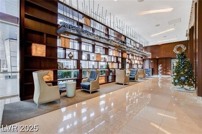 Building Photo - 4575 Dean Martin Dr
