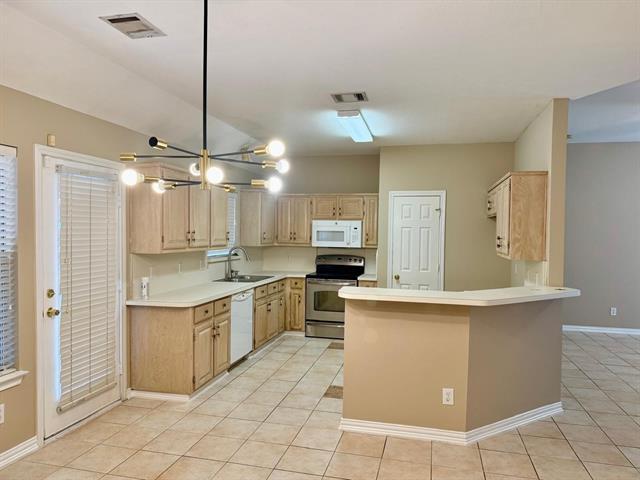 Building Photo - 2151 Arbor Creek Dr