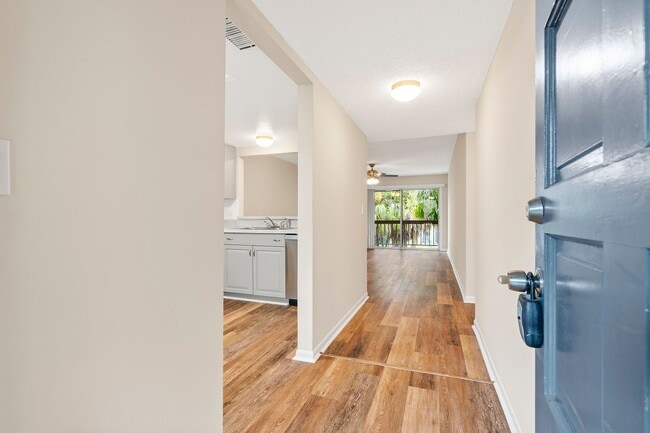 Building Photo - North Bay Village Condo