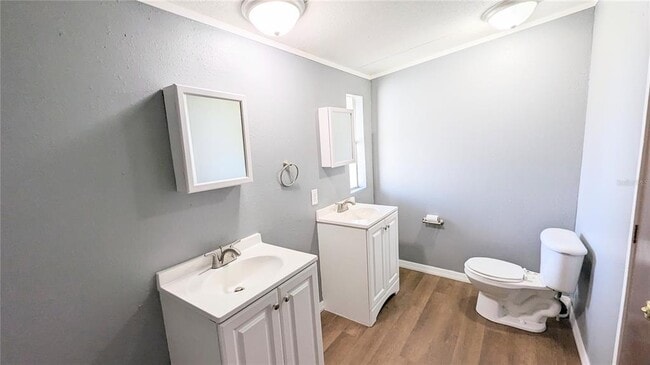 Building Photo - 6025 Old Polk City Rd