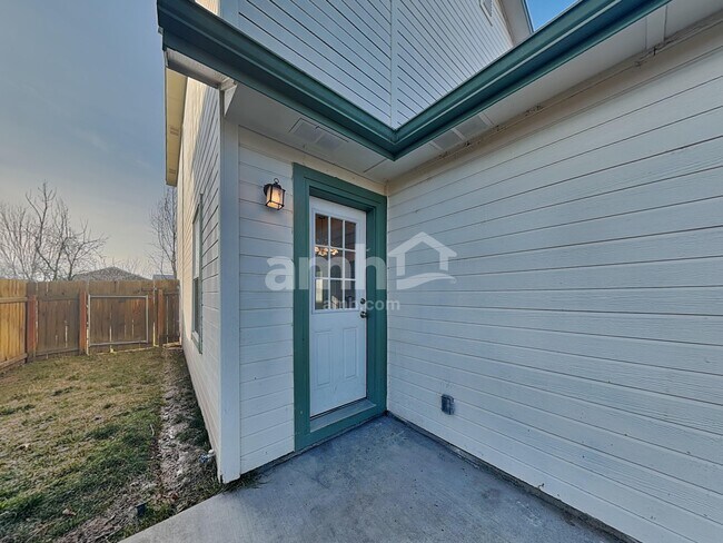 Building Photo - 96 W White Sands Dr