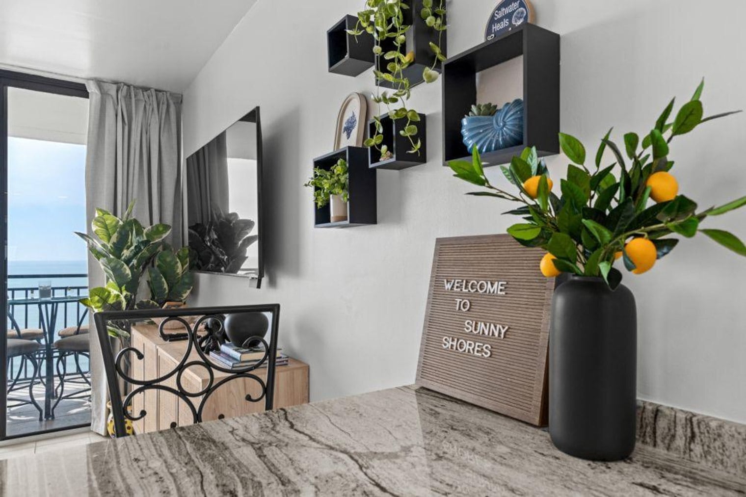 Building Photo - 5523 N Ocean Blvd