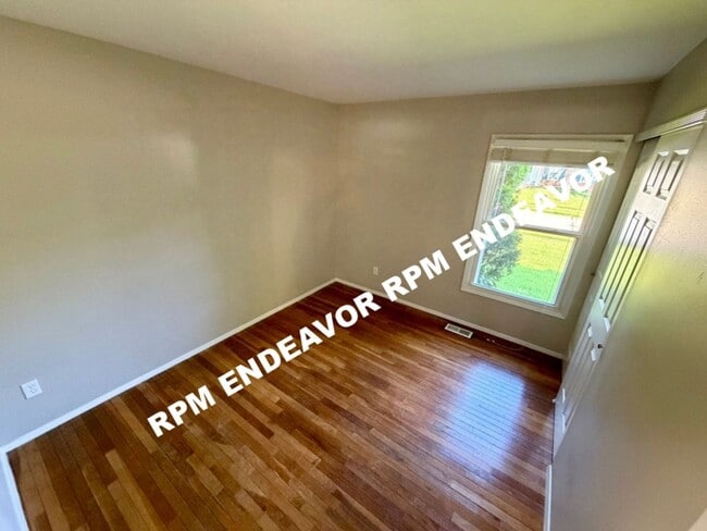 Building Photo - 1407 La Cerros Ln