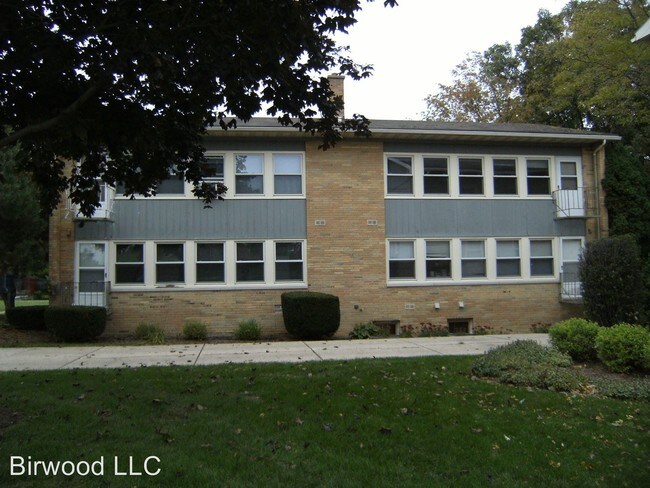 Primary Photo - 653 S Segoe Rd